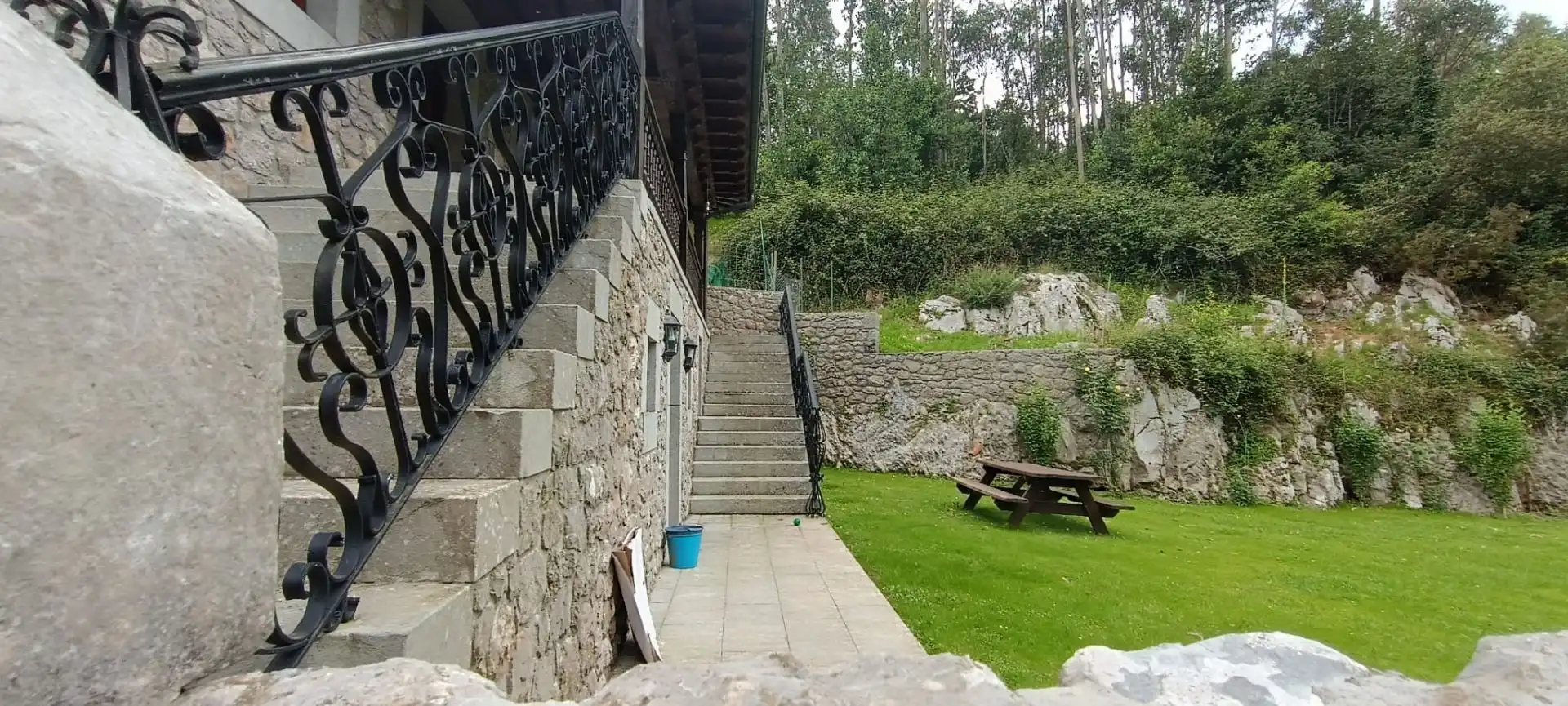 Terrassa de Finca rústica en venda en Llanes amb Jardí privat