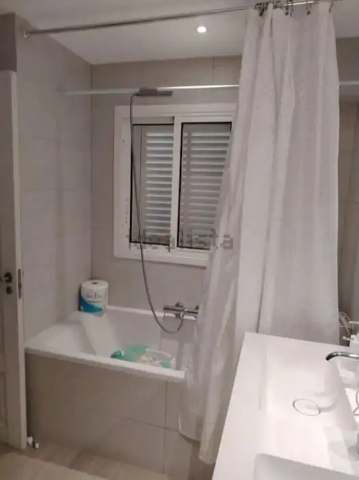 Baño de Piso en venta en  Palma de Mallorca con Aire acondicionado, Terraza y Trastero