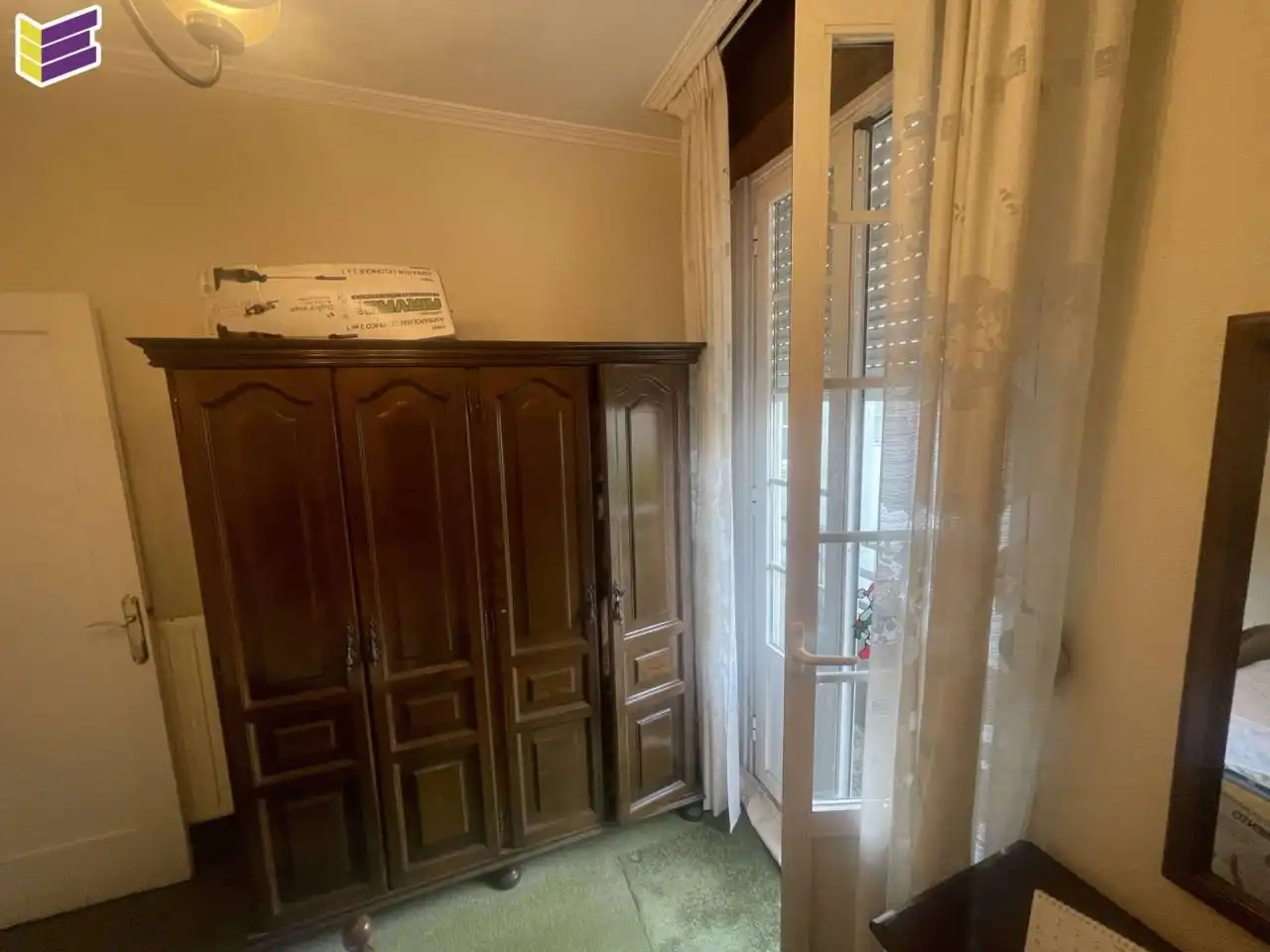 Dormitori de Casa o xalet en venda en Vigo  amb Calefacció, Jardí privat i Terrassa