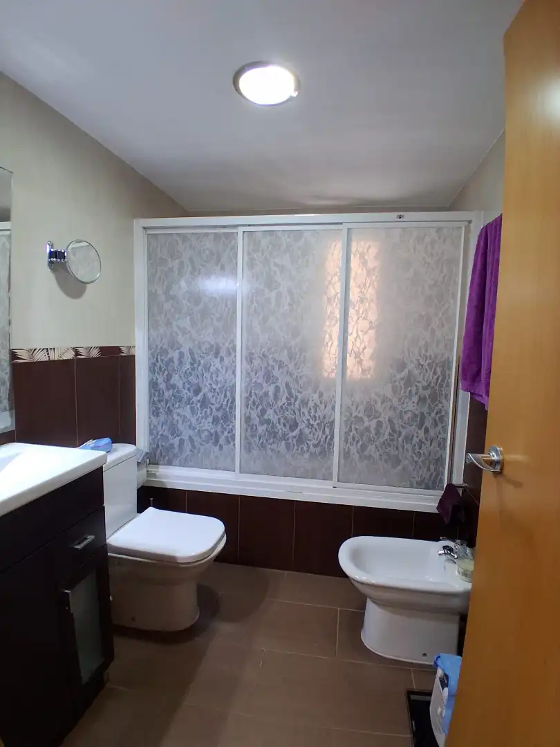 Piso con terraza en venta en Carrer de l'Anoia, imagen 10