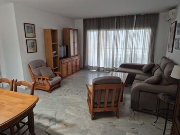 Appartement avec balcon à louer à Calle Blas Infante 2