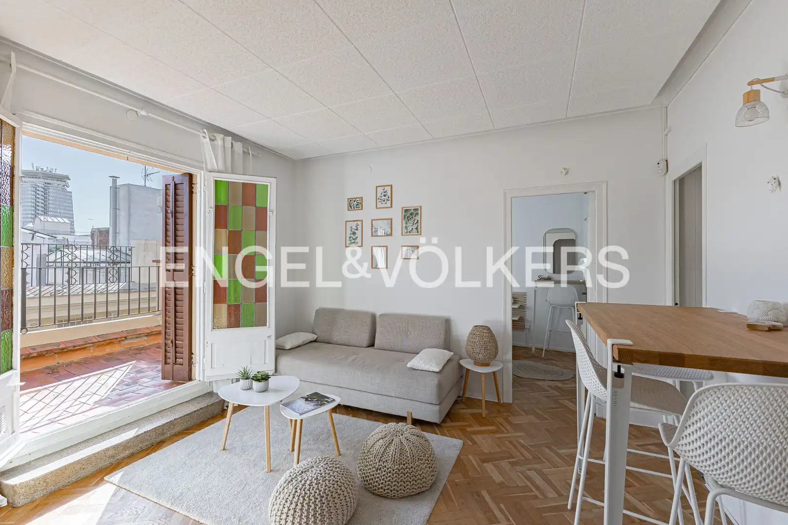 Sala de estar de Ático en venta en Barcelona con Calefacción y Parquet