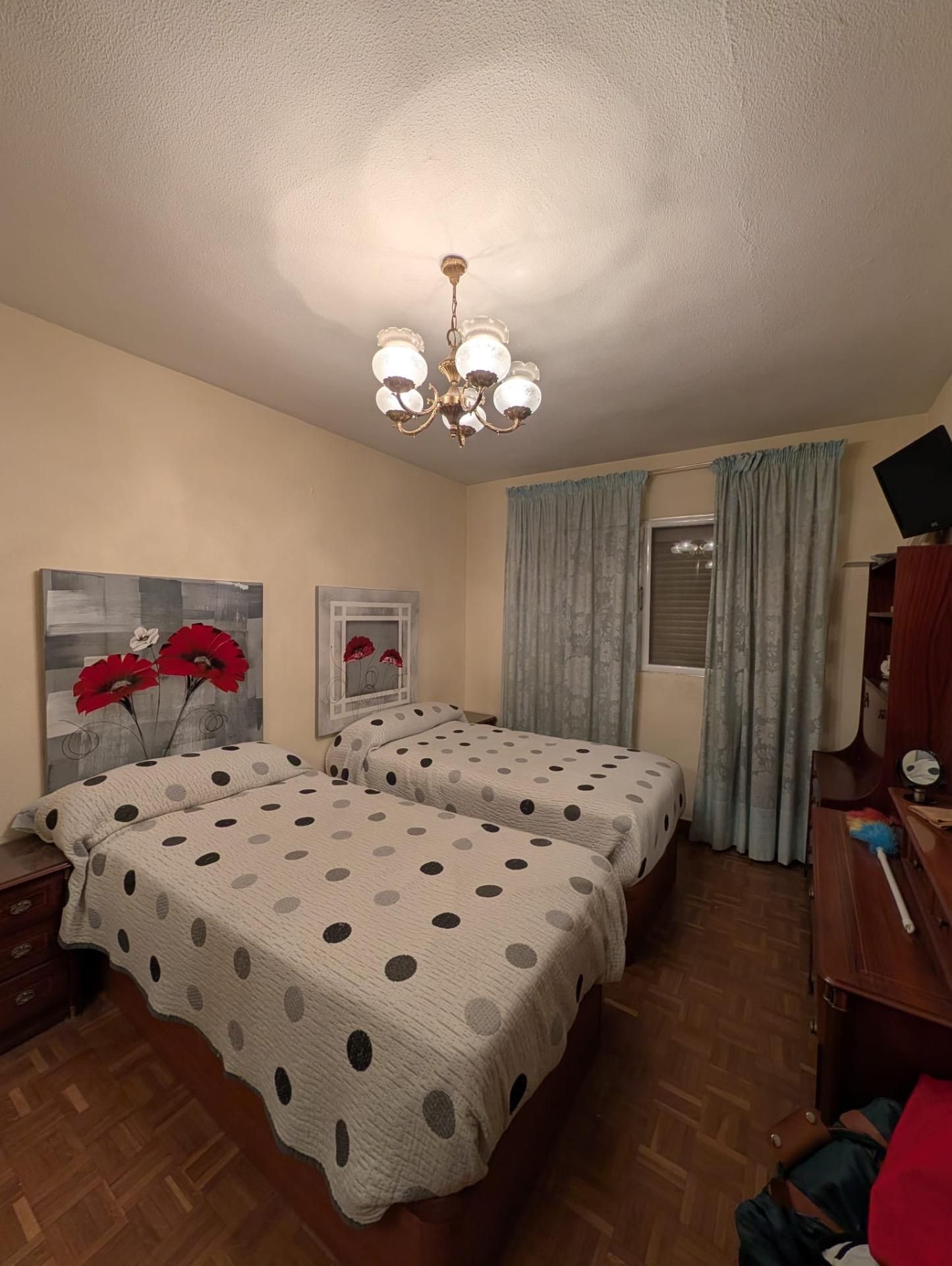 Flat for rent in Calle CASTELLON, Centro