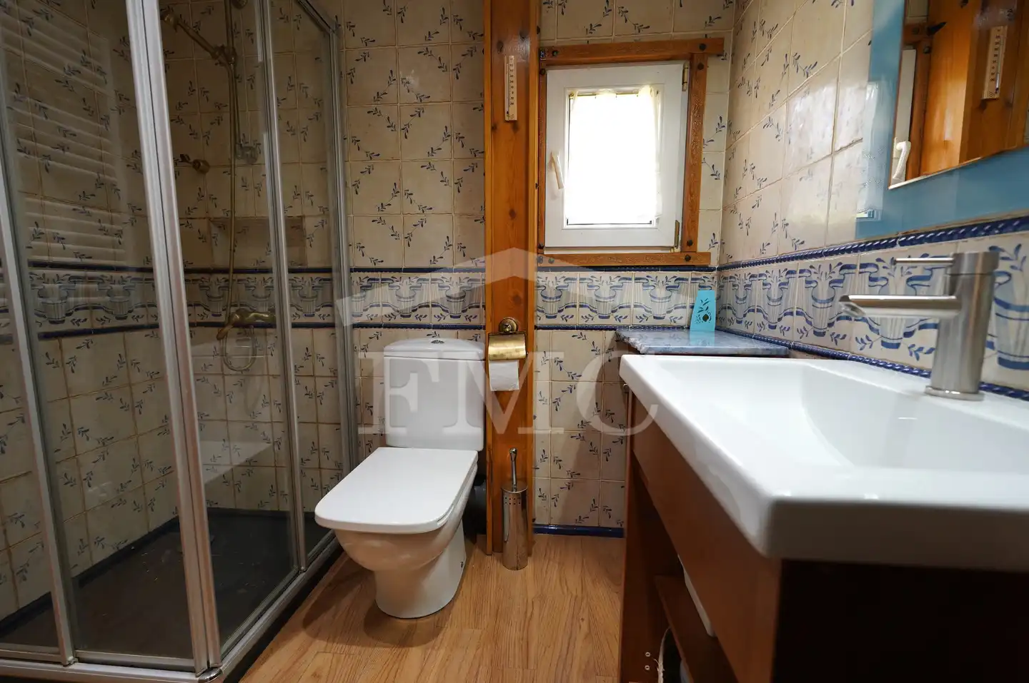 Baño de Piso en venta en Alp con Calefacción, Parquet y Terraza