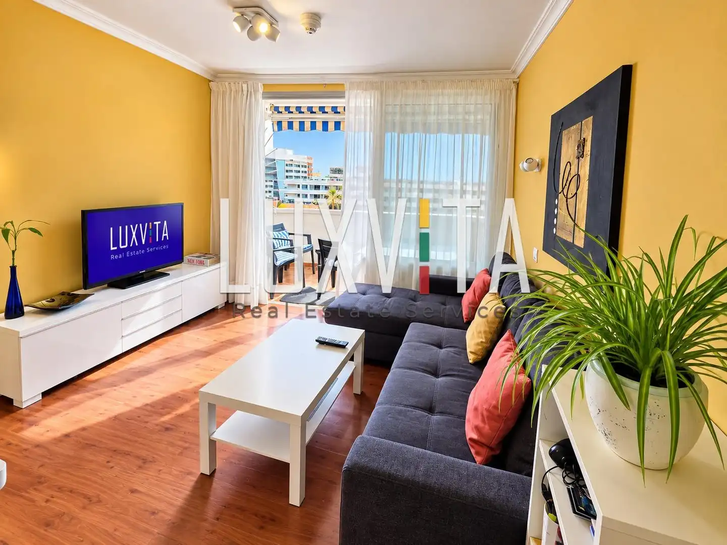 Living room of Apartments for sale in Playa de las Américas