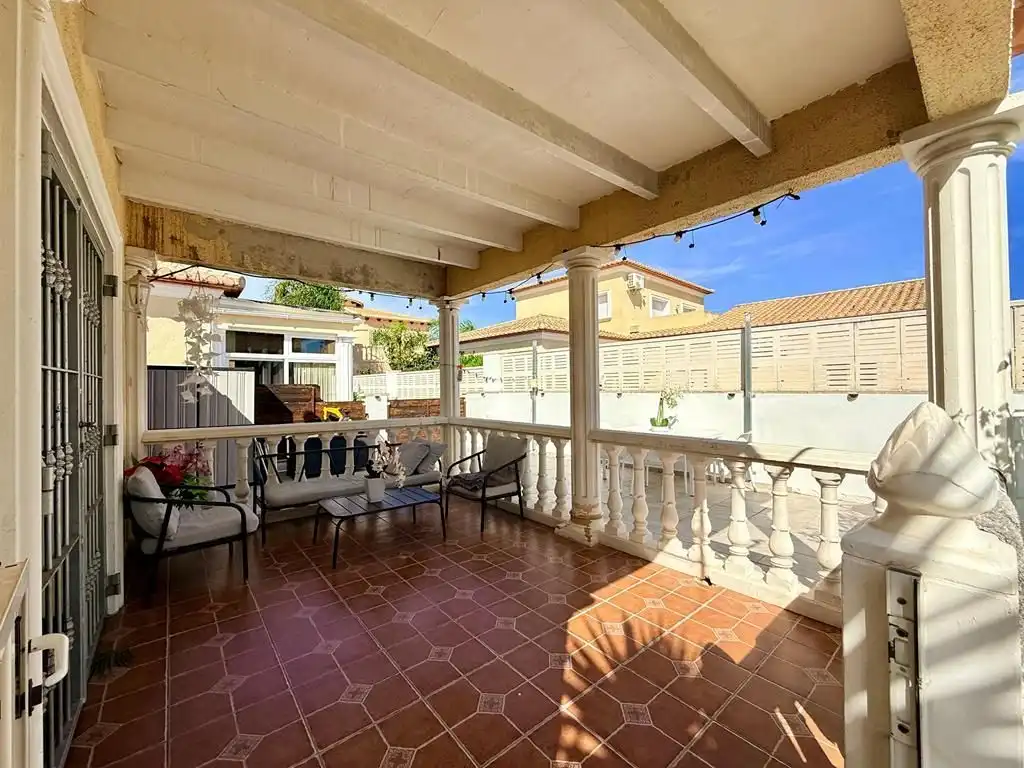 Terraza de Casa o chalet en venta en Els Poblets con Aire acondicionado, Calefacción y Jardín privado