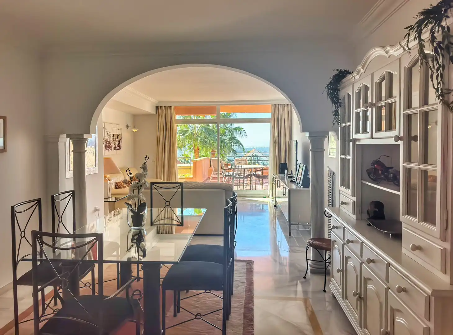 Comedor de Apartamento de alquiler en Marbella con Aire acondicionado, Calefacción y Terraza