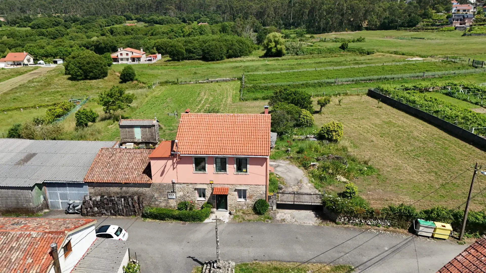 Exterior view of Houses for sale in Rianxo  with Heating, Private garden and Storage room