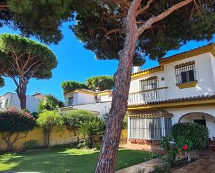 Jardí de Casa o xalet de lloguer en Chiclana de la Frontera