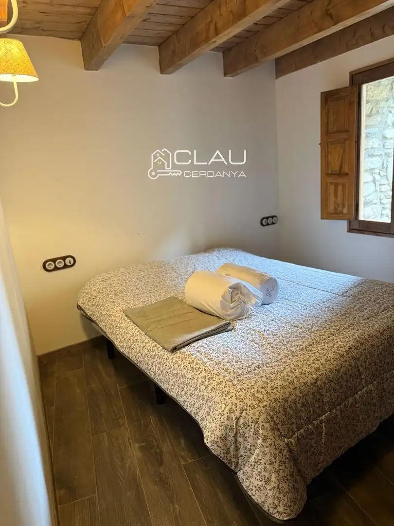 Bedroom of Houses for rent in Fontanals de Cerdanya  with Heating, Parquet flooring and Storage room