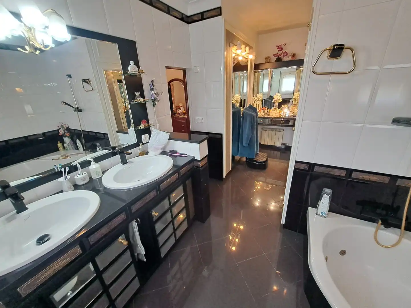 Baño de Casa o chalet en venta en Breda con Aire acondicionado, Calefacción y Jardín privado