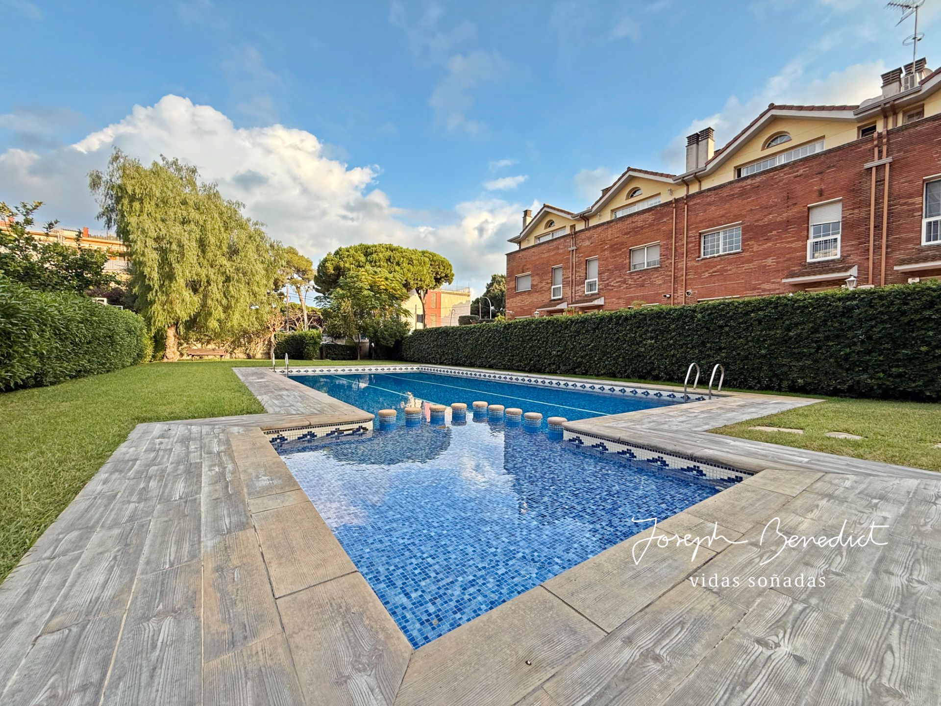 Piscina de Àtic de lloguer en Castelldefels amb Aire condicionat, Calefacció i Parquet
