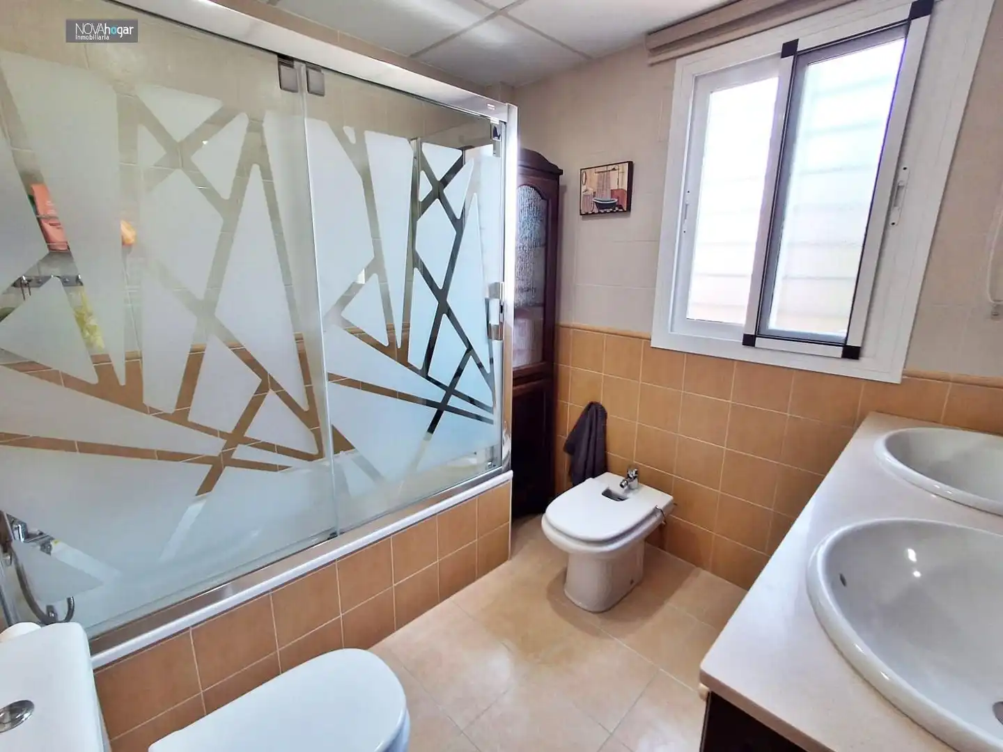 Bany de Casa adosada en venda en Málaga amb Aire condicionat, Calefacció i Terrassa