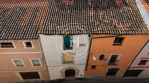 Casa de pueblo con garaje, bodega subterránea y terraza en La Secuita