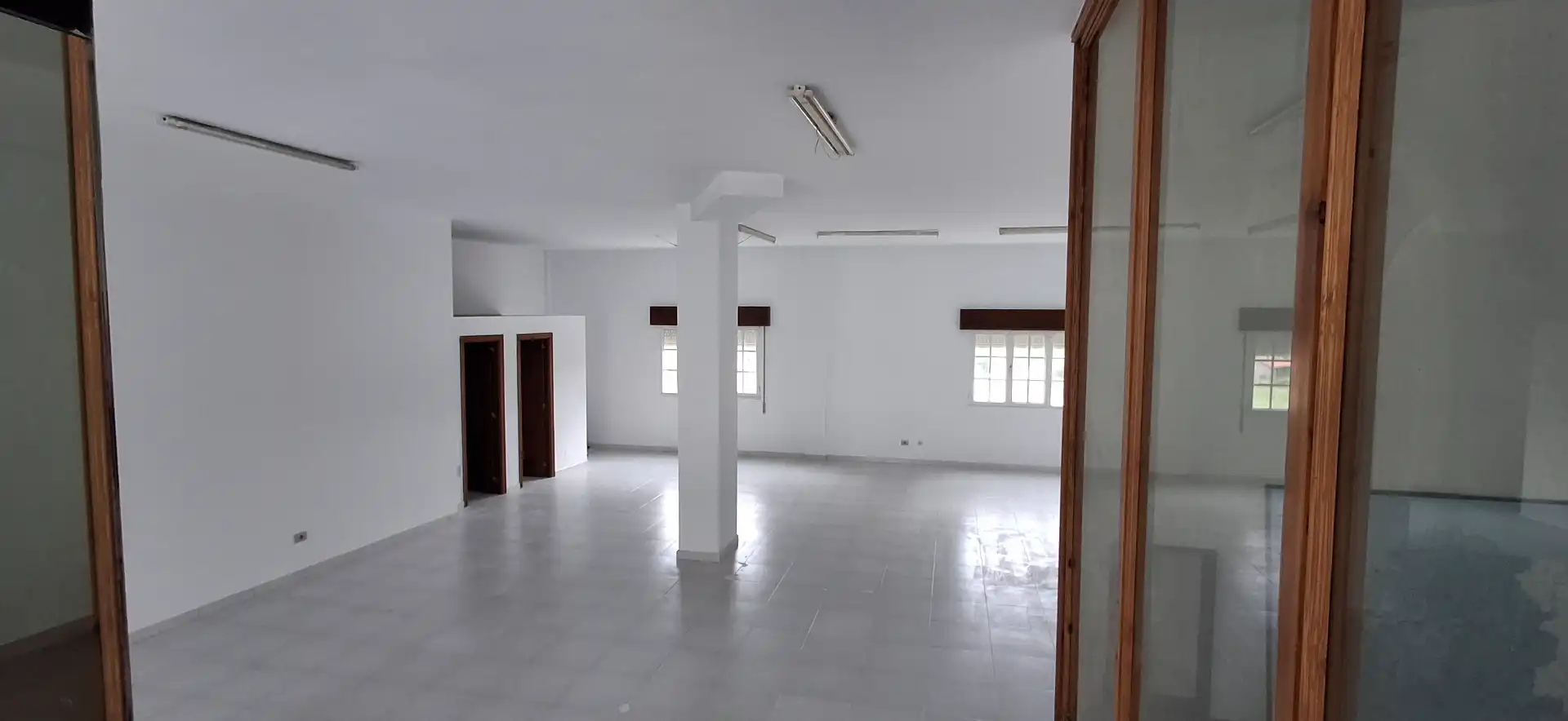 Business premises to rent in Calle Cimadevila 73, imagen 13