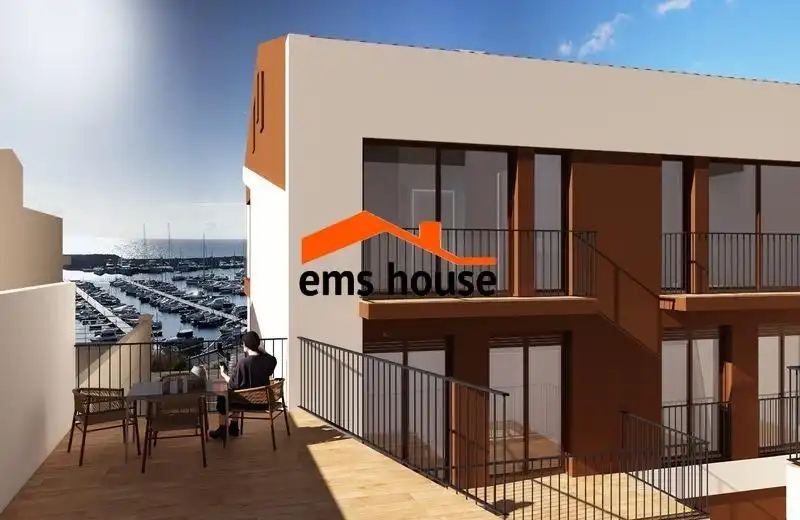 Außenansicht von Erdgeschoss zum Verkauf in Palamós mit Terrasse, Abstellraum und Balkon