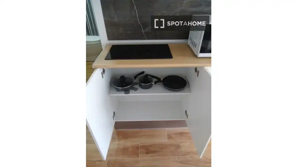Kitchen of Flat for rent in Valencia  with Air Conditioner, Heating and Furnished