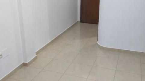 Foto 5 de Piso en venta en Avenida de Pino Montano, Pino Montano - Consolación,  Sevilla Capital