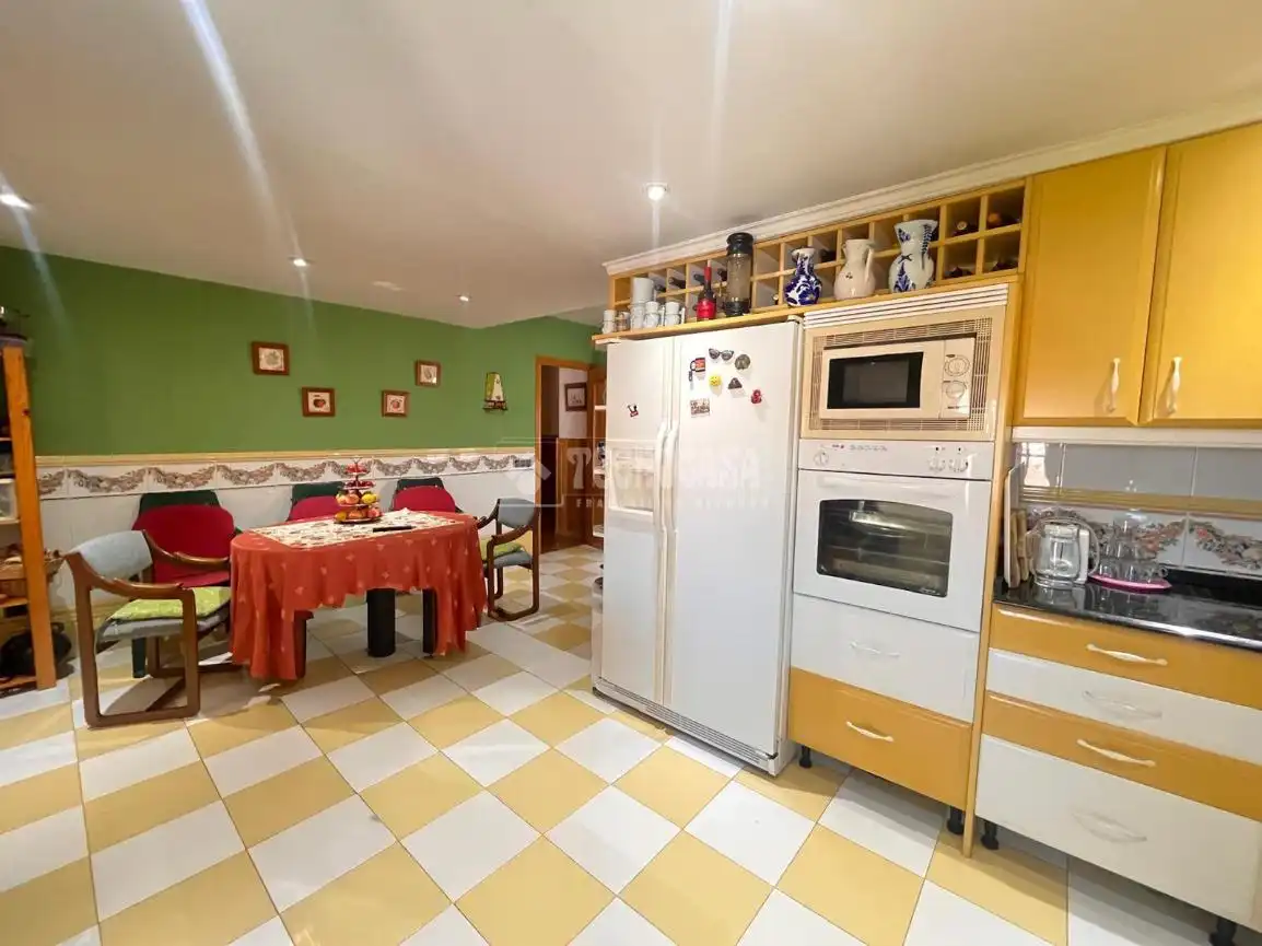 Cocina de Piso en venta en Navalcarnero con Calefacción, Parquet y Terraza