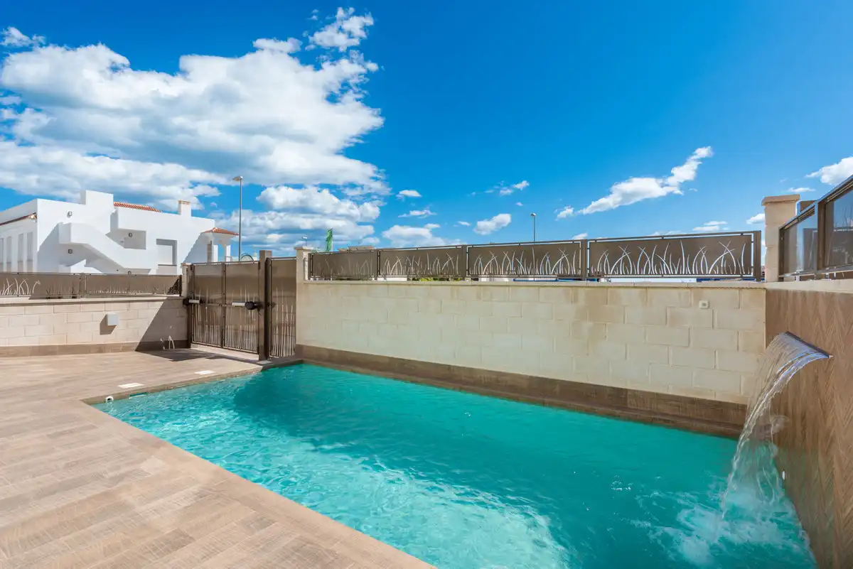 Piscina de Casa o chalet en venta en Rojales