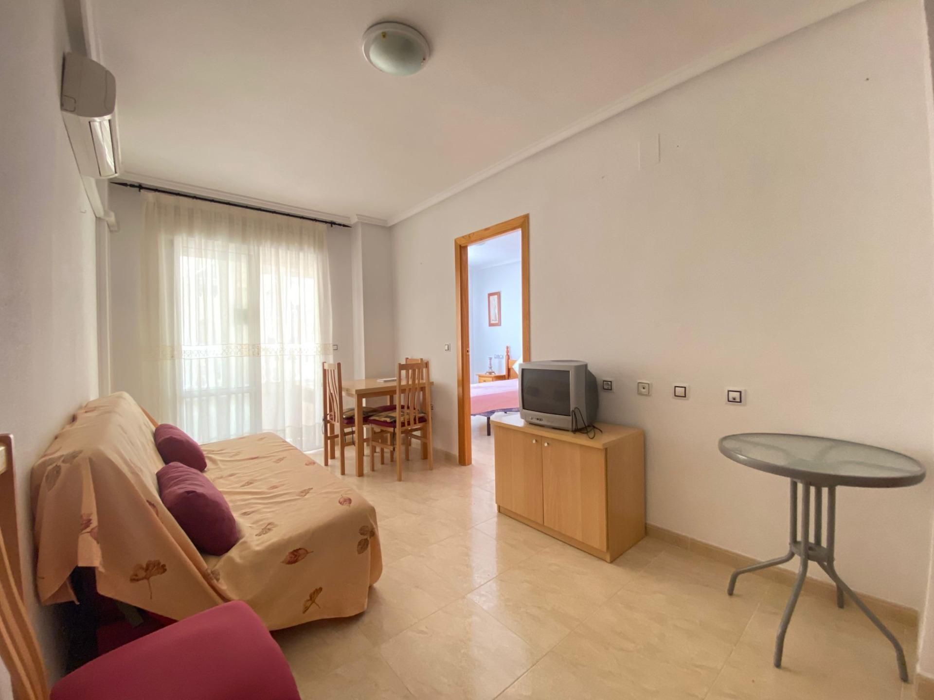Sala d'estar de Apartament en venda en Torrevieja amb Aire condicionat, Calefacció i Terrassa