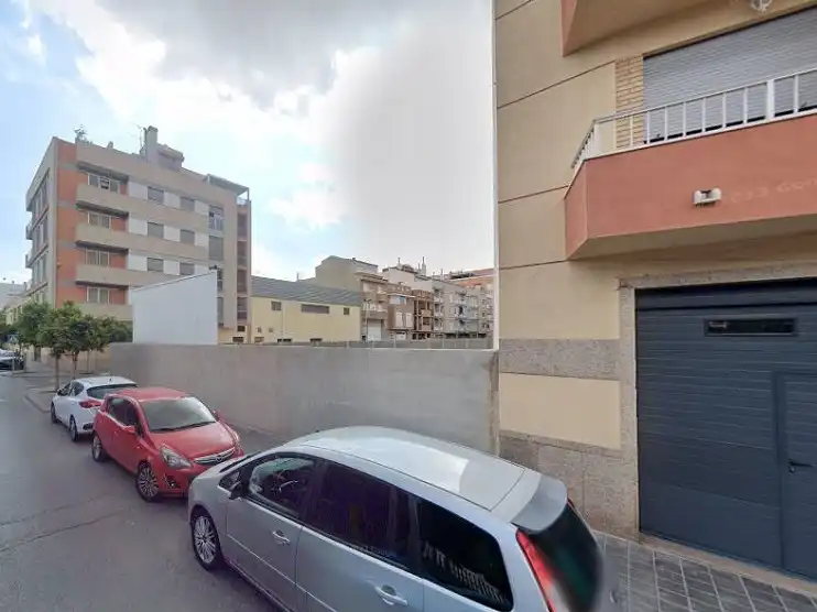 Terreny residencial en venda a Carrer de la Constitució Espanyola 29, imagen 4