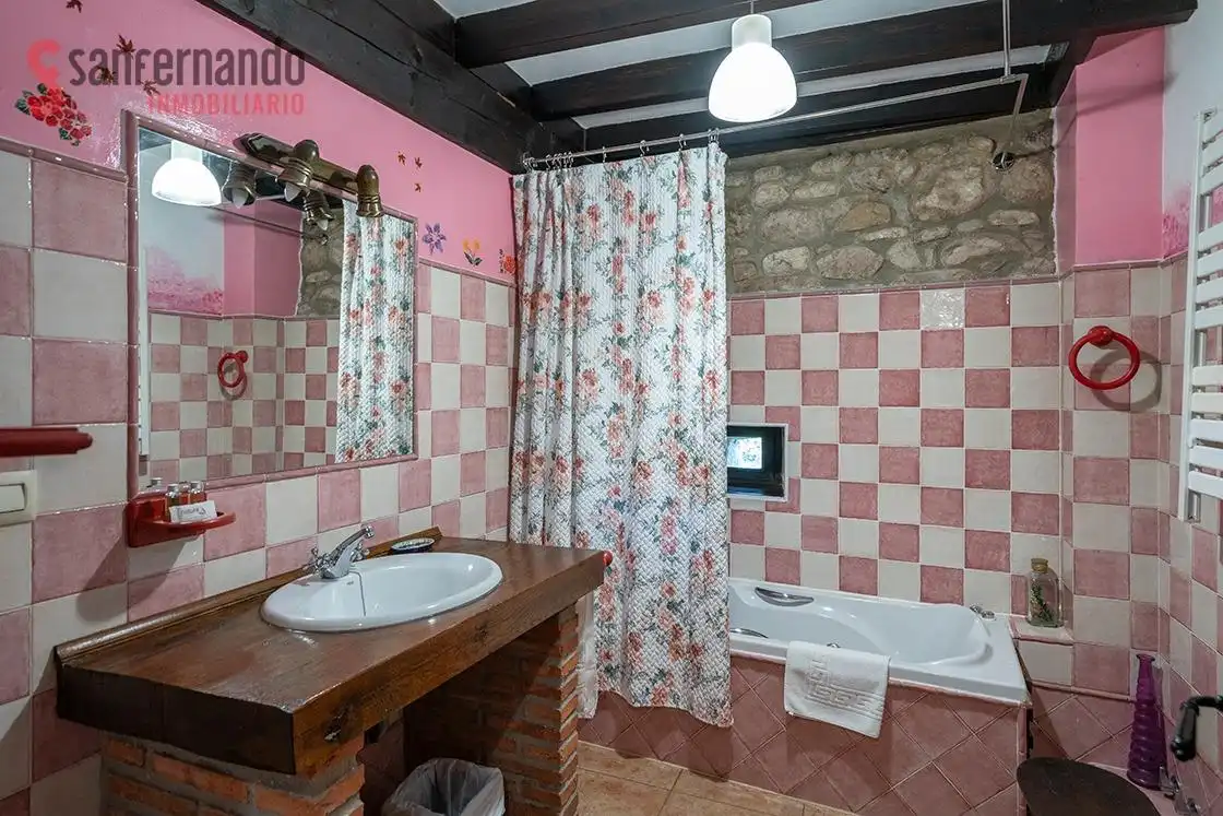 Baño de Edificio en venta en Mazcuerras
