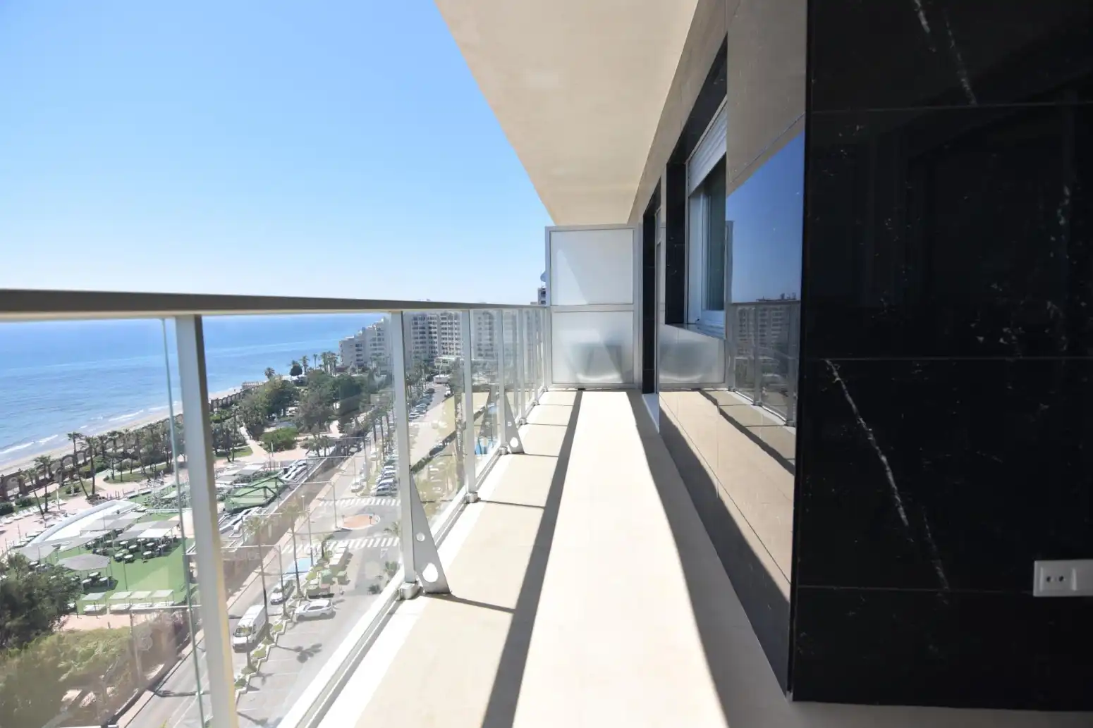 Terrace of Flat for sale in Oropesa del Mar / Orpesa  with Air Conditioner, Heating and Private garden