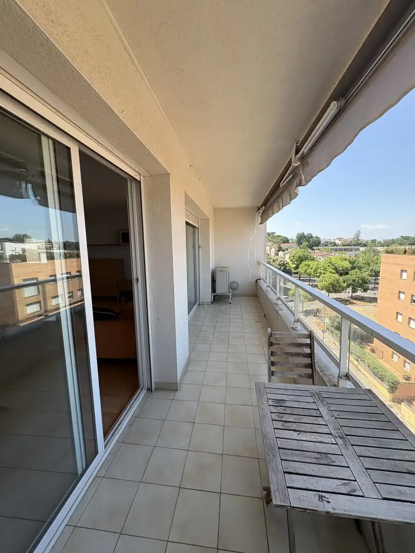 Flat for rent in DE LA CREU DE PALAU, Eixample Sud – Migdia