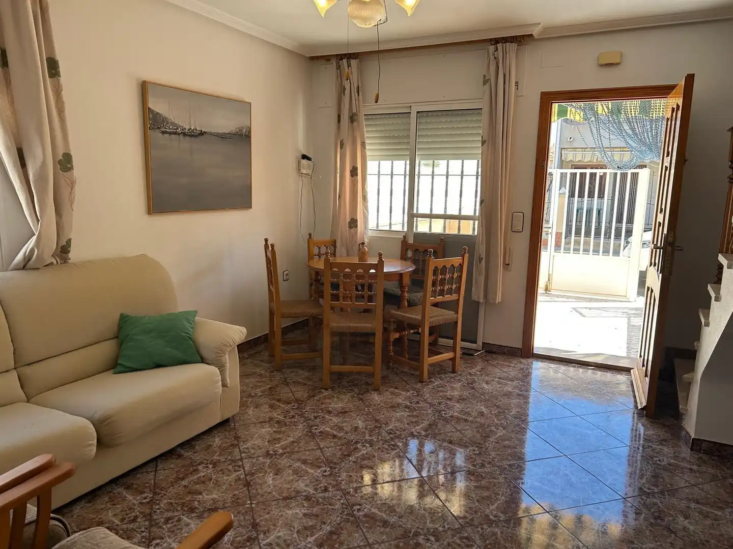 Sala d'estar de Dúplex en venda en San Pedro del Pinatar amb Terrassa i Moblat