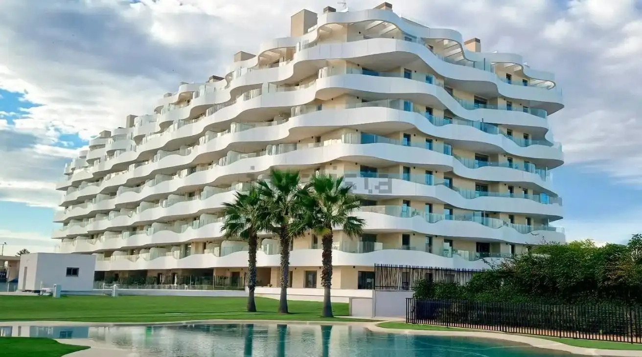 Vista exterior de Piso en venta en El Puig de Santa Maria con Aire acondicionado, Balcón y Piscina comunitaria