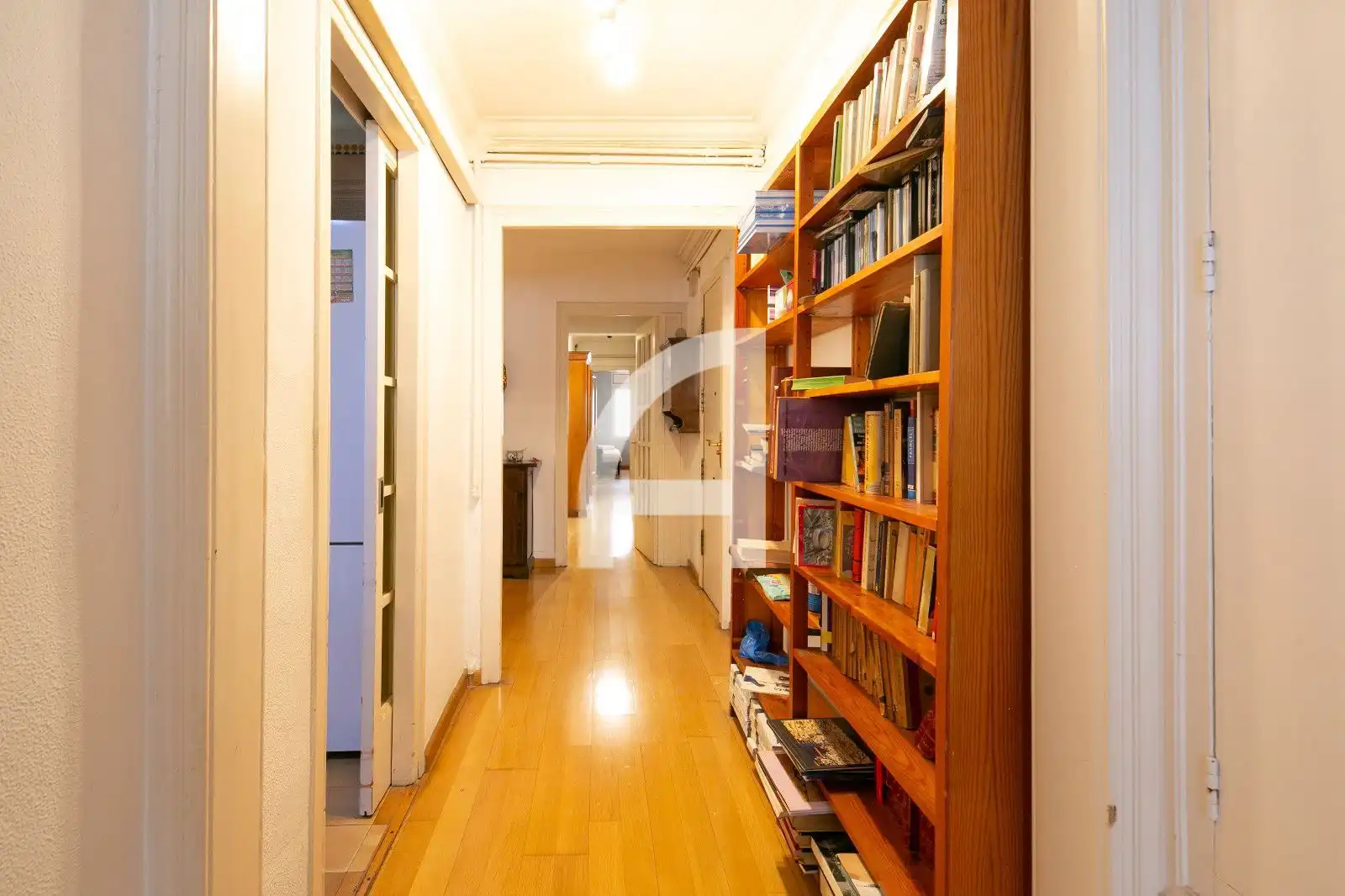 Flat for sale in Barcelona  with Air Conditioner, Heating and Parquet flooring