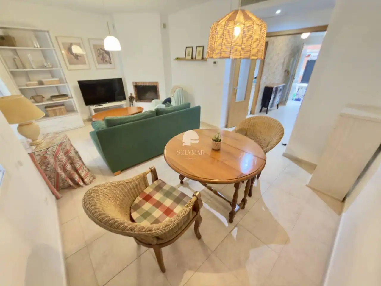Wohnzimmer von Einfamilien-Reihenhaus zur Miete in Vélez-Málaga mit Klimaanlage, Terrasse und Möbliert