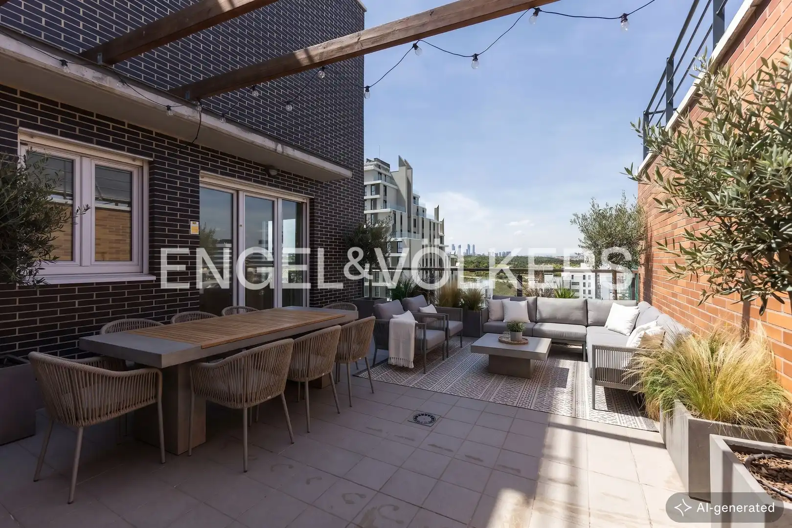 Terraza de Ático en venta en  Madrid Capital con Aire acondicionado, Calefacción y Parquet