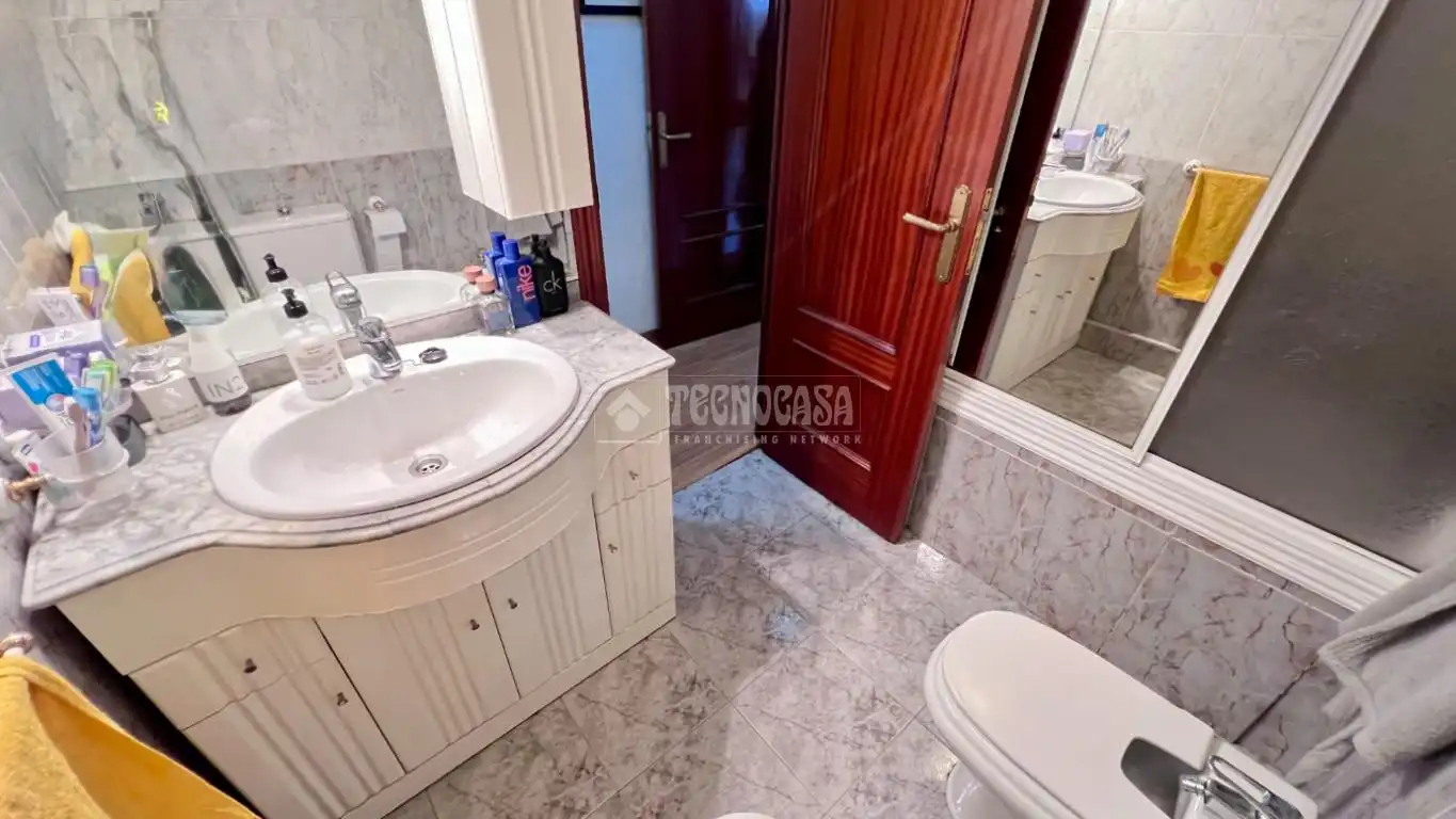 Baño de Piso en venta en Alcalá de Henares
