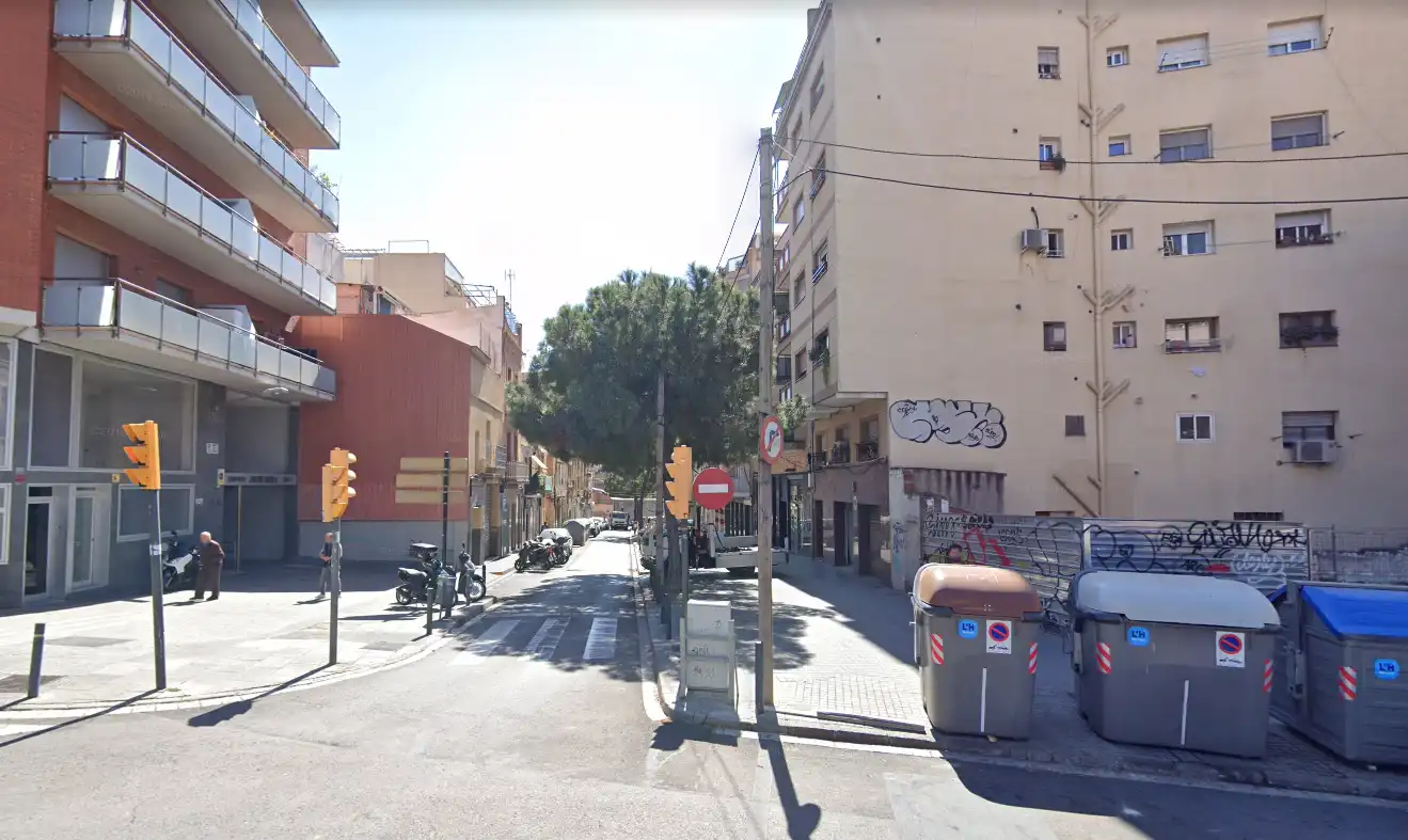 Flat with lift for sale in C/ Vallparda