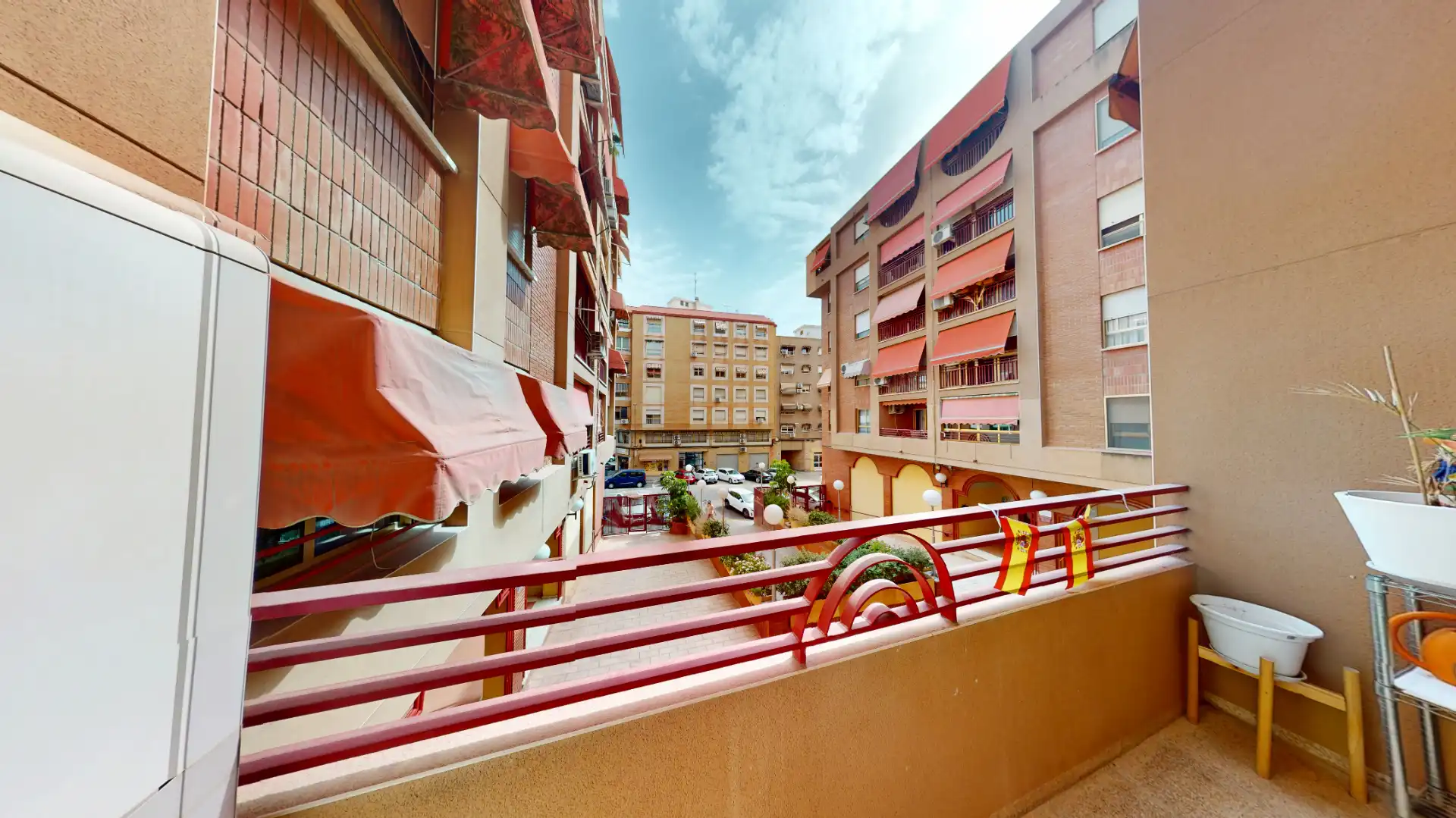Vista exterior de Pis en venda en Alicante / Alacant amb Aire condicionat, Moblat i Forn
