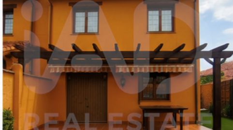 Foto 5 de Casa adosada en venda a Valverde de la Virgen, León