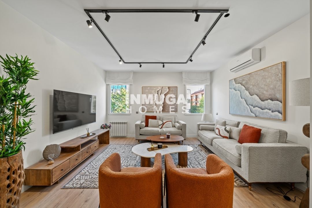 Living room of Flat for sale in  Madrid Capital  with Air Conditioner, Heating and Terrace