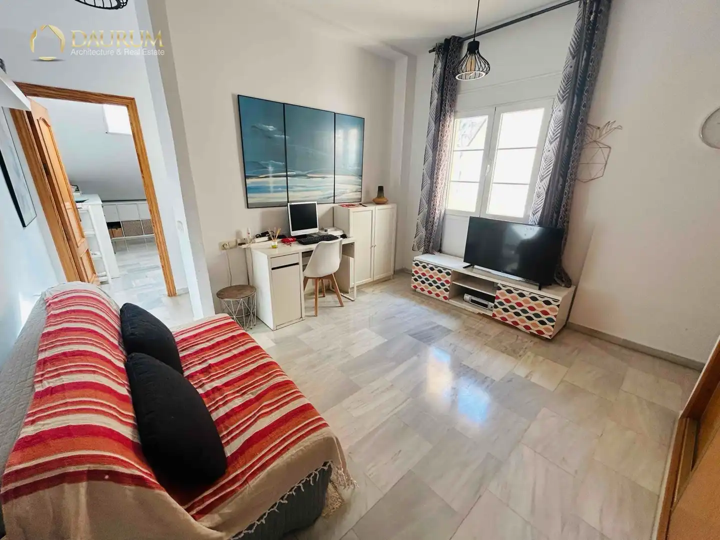 Sala d'estar de Dúplex en venda en Algarrobo amb Terrassa i Moblat