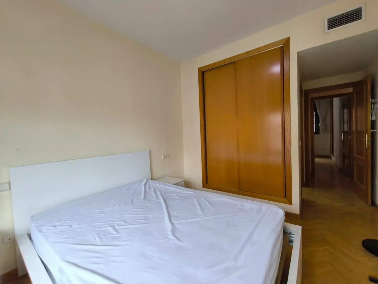 Bedroom of Flat for rent in Murcia  with Air Conditioner, Furnished and Washing machine