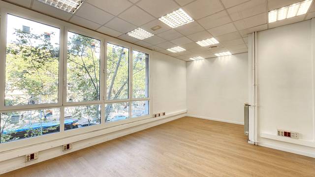 Oficina en Alquiler en Gran Via de les Corts Catalanes en Dreta de l'Eixample