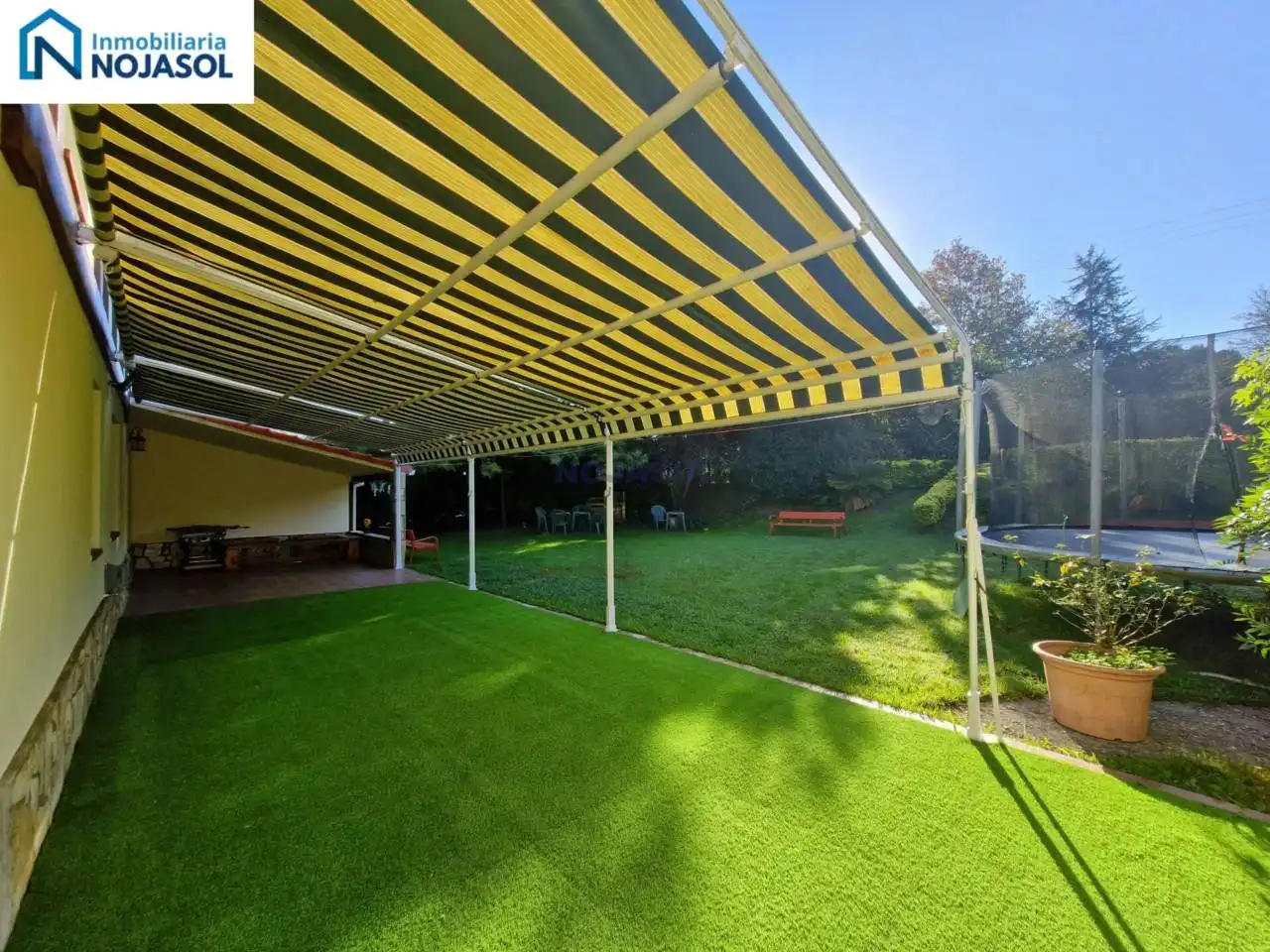 Terraza de Casa o chalet en venta en Meruelo, Cantabria
