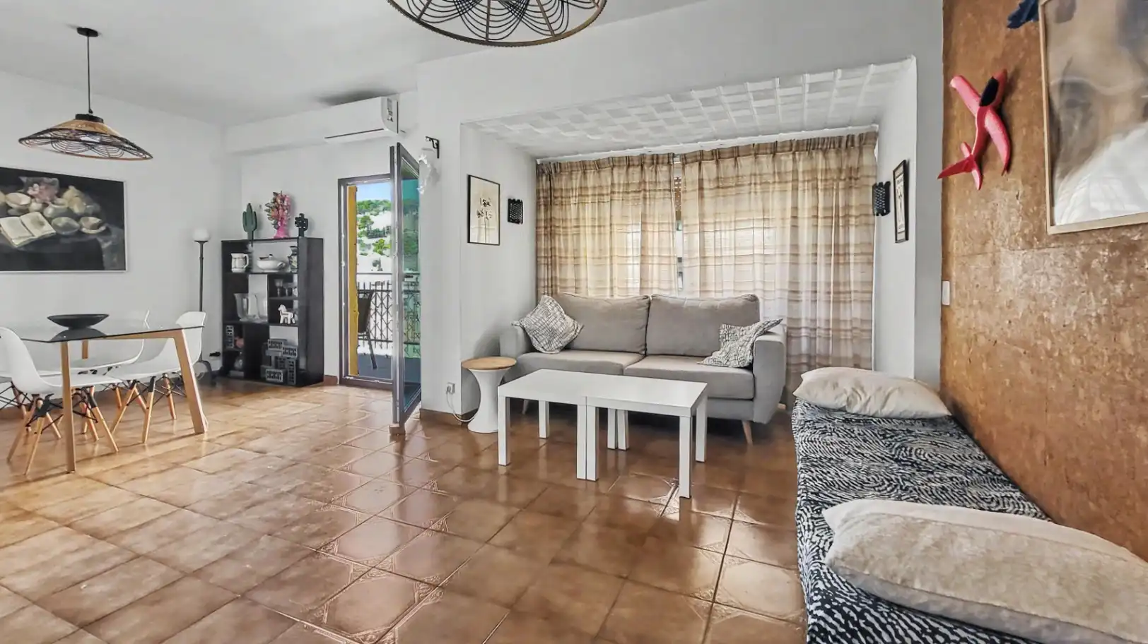 Sala de estar de Piso en venta en Dénia con Aire acondicionado, Calefacción y Terraza