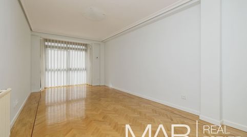 Foto 5 de Pis en venda a Calle de Baños de Montemayor, Acacias, Madrid Capital