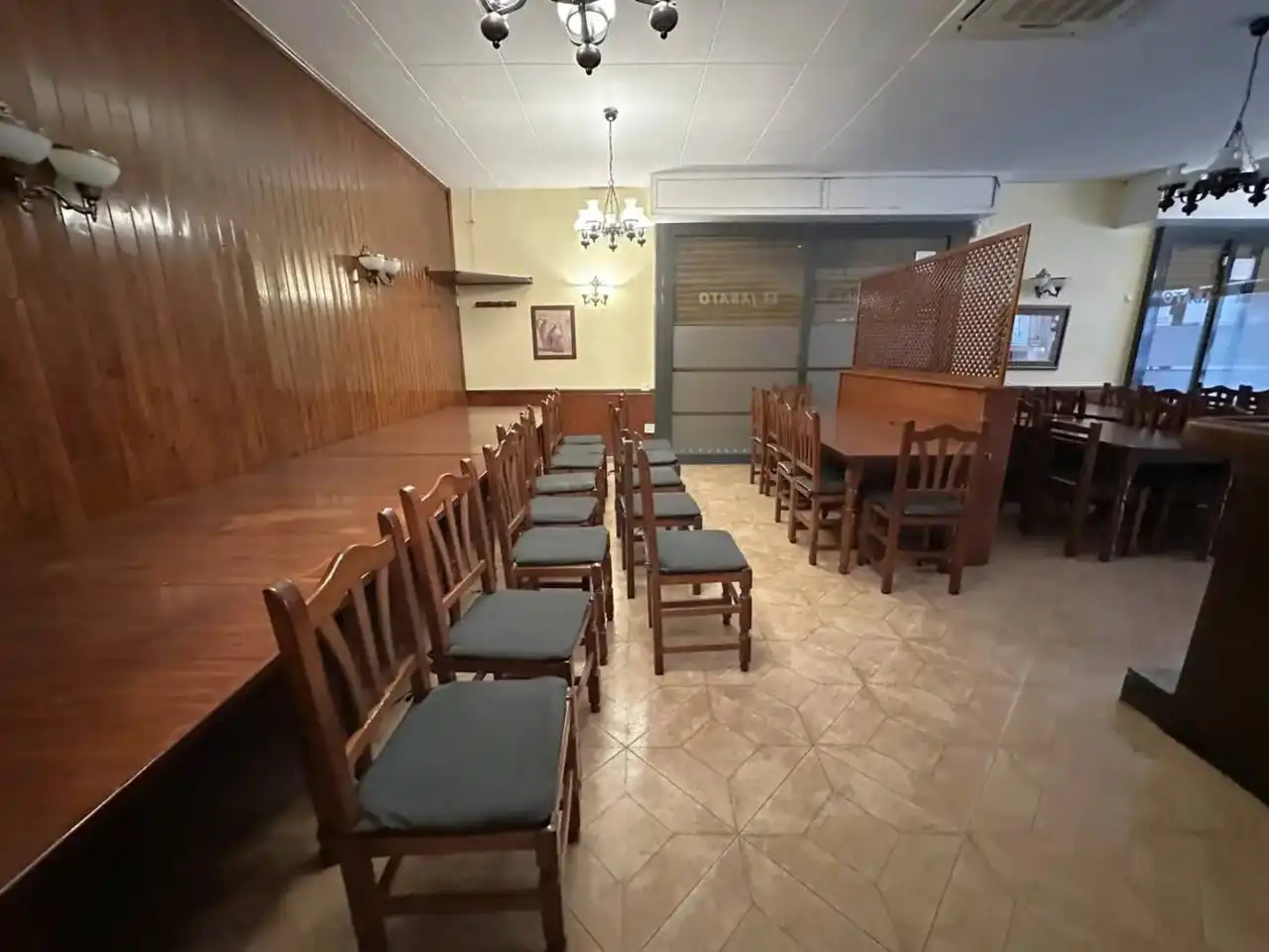 Local comercial en venda a Calle Carrer de l´Historiador Cardús 79, imagen 9