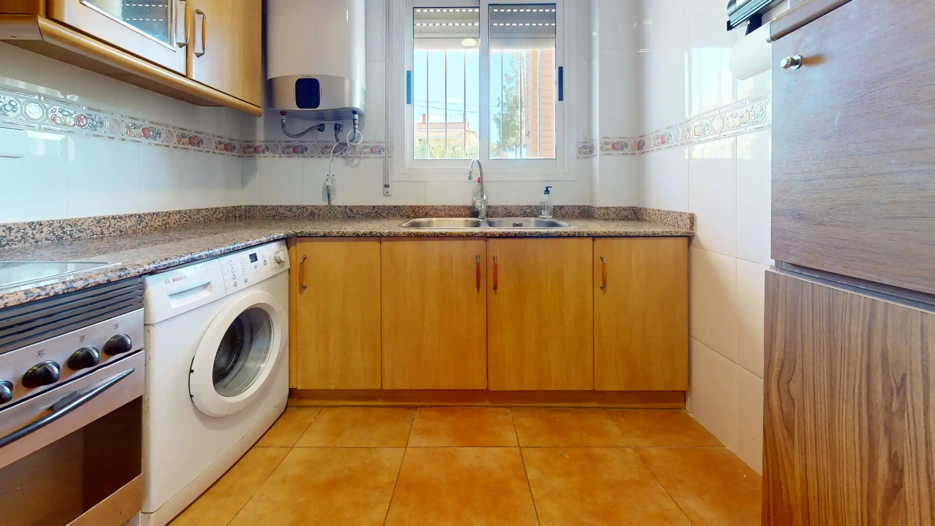 Cocina de Casa o chalet en venta en Riba-roja de Túria con Aire acondicionado, Jardín privado y Terraza