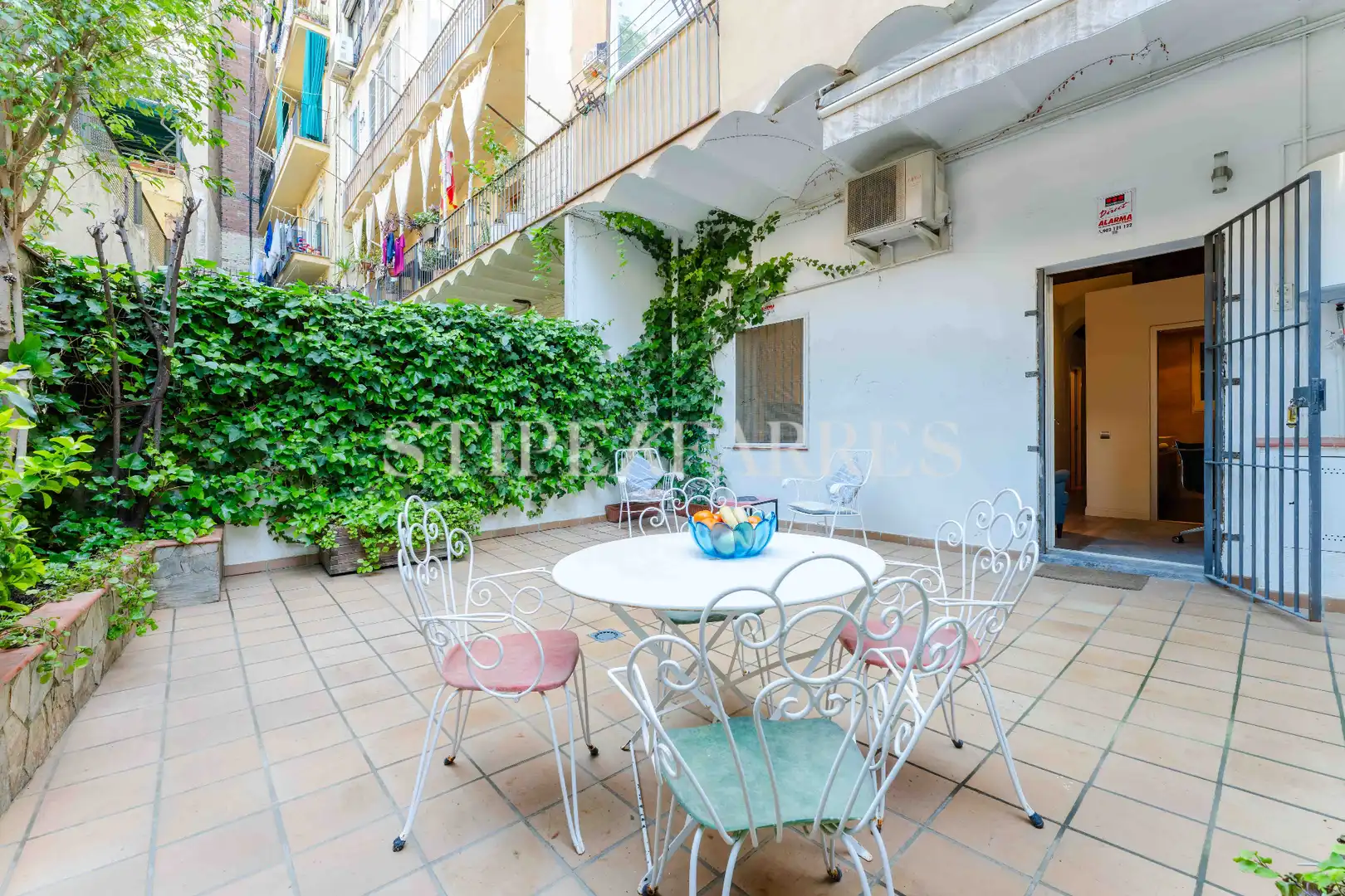 Terraza de Piso de alquiler en Barcelona con Calefacción, Terraza y Amueblado