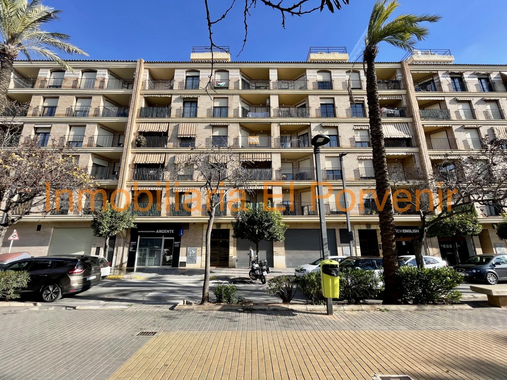 Piso de alquiler en Zona Avenida al Vedat