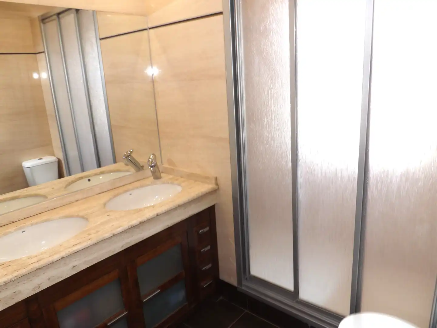 Baño de Casa o chalet en venta en Maracena con Aire acondicionado, Calefacción y Trastero